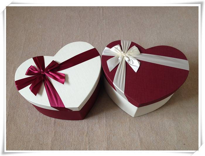 Hộp Quà Trái Tim