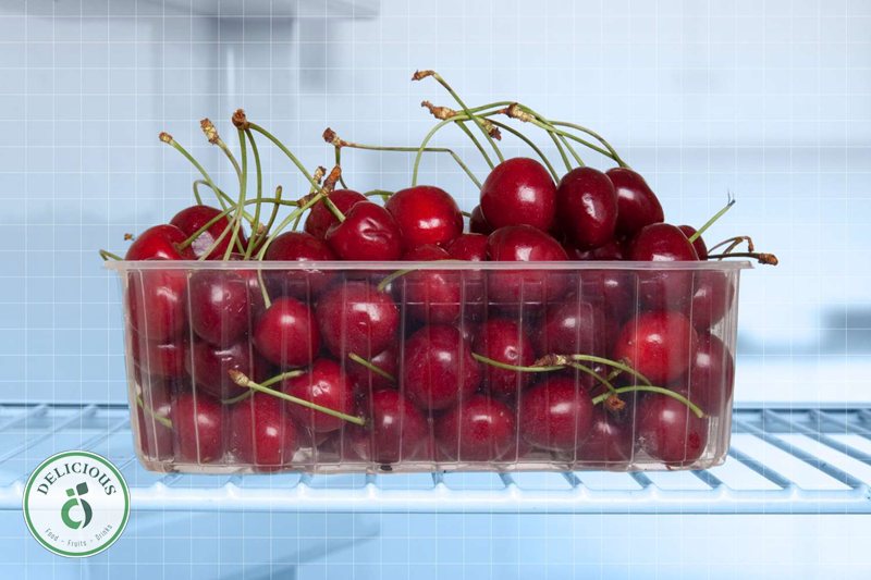 Bảo quản cherry - Để nguyên cuống và dùng hộp thoáng lót giấy thấm